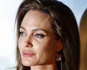 Maiores Polêmicas de Angelina Jolie (10)
