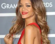 Rihanna-Grammy-2013-Featured