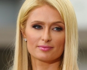 Paris-Hilton-visits-Extra-at-The-Grove-on-May-2-2012-in-Los-Angeles-California