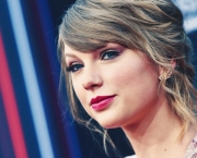 Taylor Swift (15)
