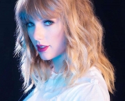 Taylor Swift (21)