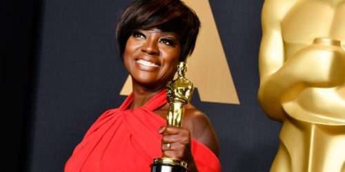 Viola Davis É a 1ª Mulher Negra a Ganhar Oscar, Emmy E Tony De Atuação