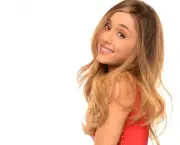 Ariana Grande (2)