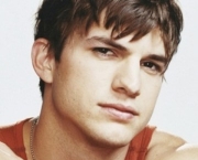 Ashton Kutcher (13)
