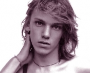 foto-jamie-campbell-bower-12