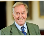 Robert Hardy (6)