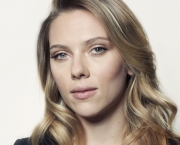 Theater-Scarlett Johansson